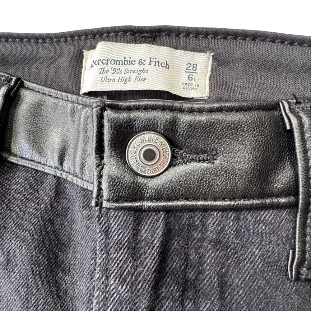 Abercrombie & Fitch Black 90s Straight Ultra High Rise Jeans Womens 6 Long NWT - Picture 3 of 16